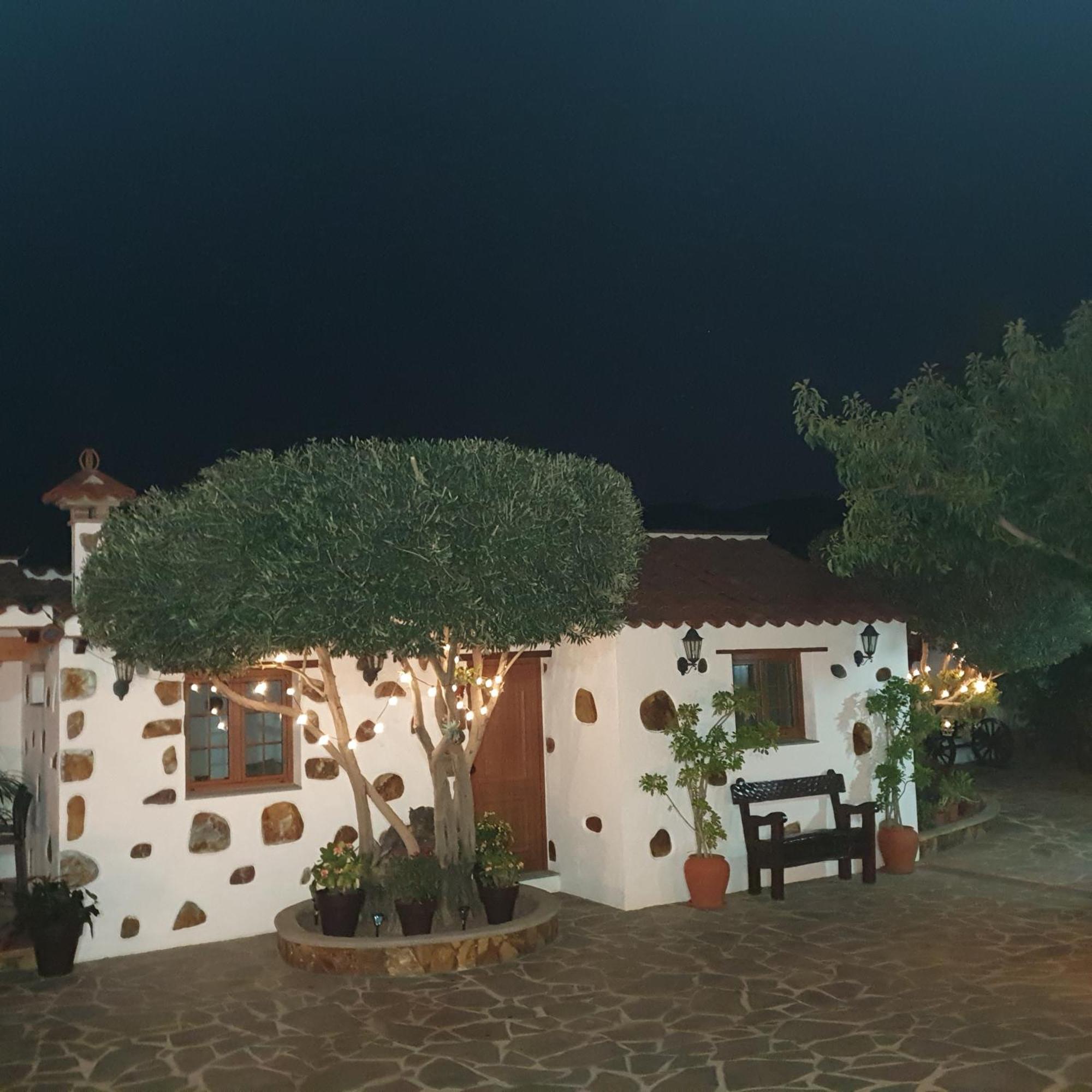 La Gallania De Papa Pepe Santa Lucia Exterior foto